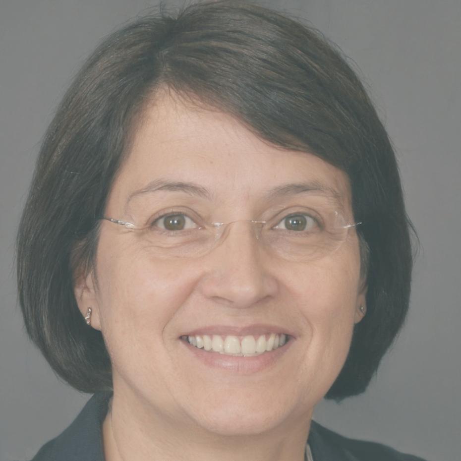 Diana Kowalski, Small Business Finance Advisor
